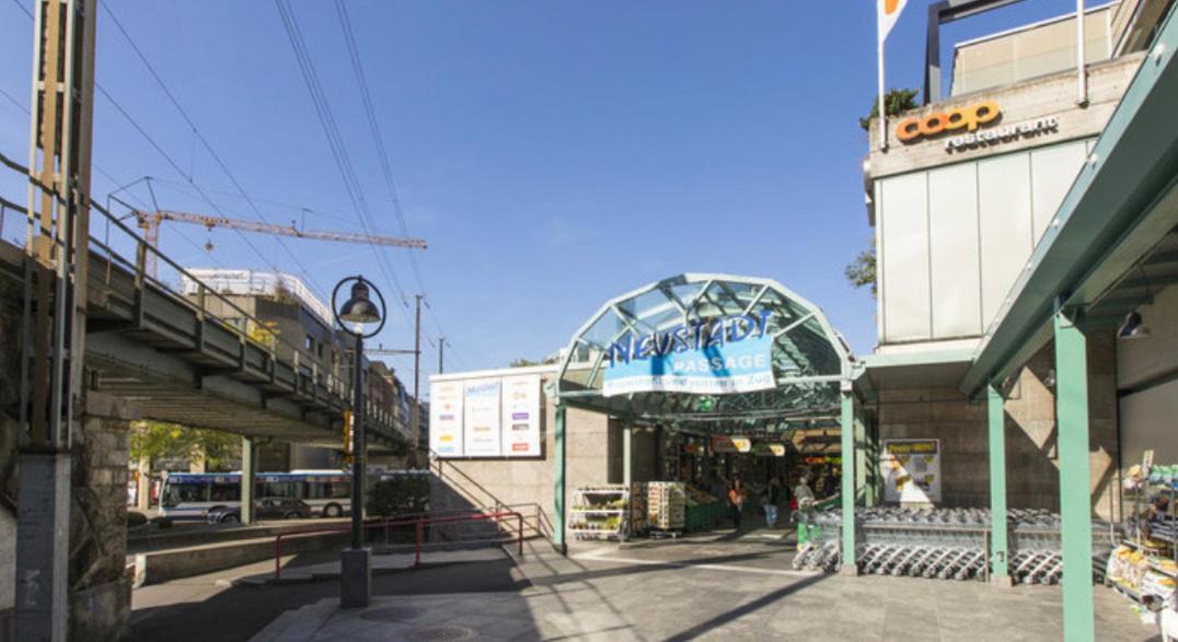 Studio Flat In The Heart Of Zug, Ideal For Solo Travellers Apartment Bagian luar foto